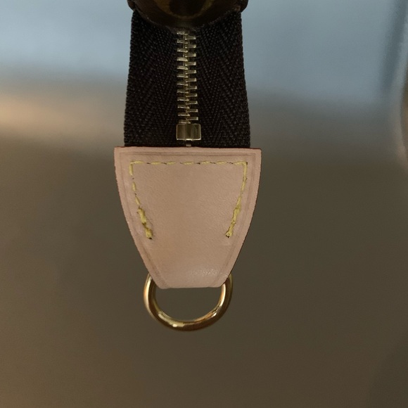 SOLD Louis Vuitton Pochette Accessories Monogram Canvas - Picture 10 of 15